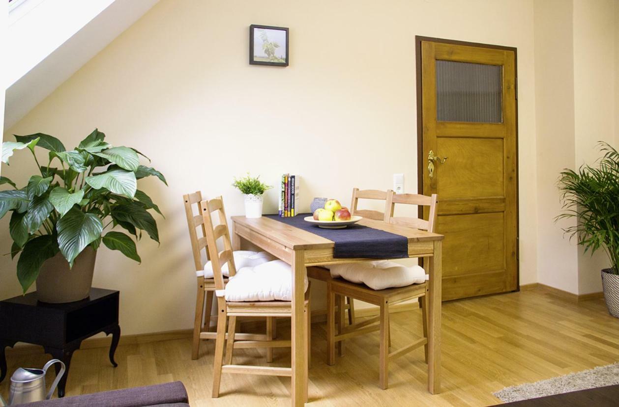Spelzenhof - Ferienwohnung Im Obergeschoss Altdorf  Eksteriør billede